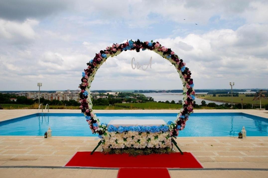 Naiada Villa Ostrov ภายนอก รูปภาพ